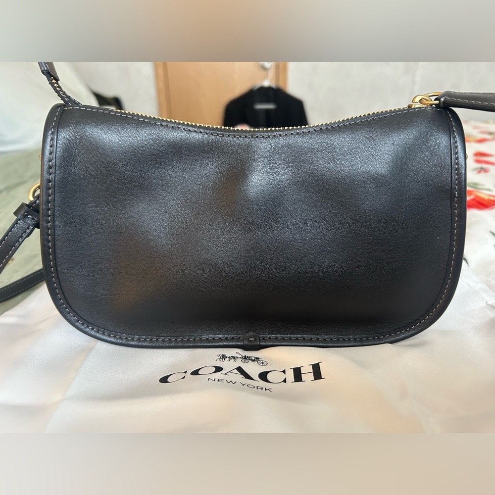 Coach Waverly Bag- Brass/ Black - Picture 3 of 14